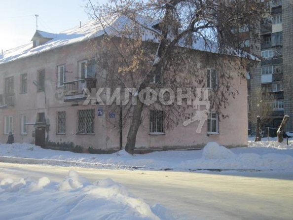 
   Продам 2-комнатную, 48.2 м², Петропавловская ул, 17а

. Фото 3.