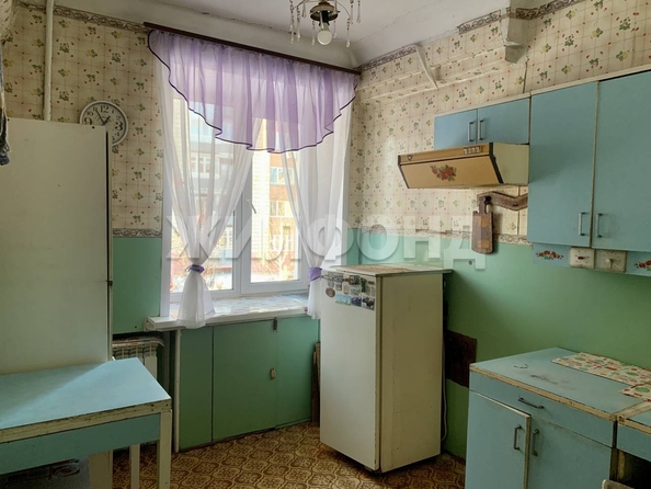 
   Продам 2-комнатную, 48.2 м², Петропавловская ул, 17а

. Фото 7.