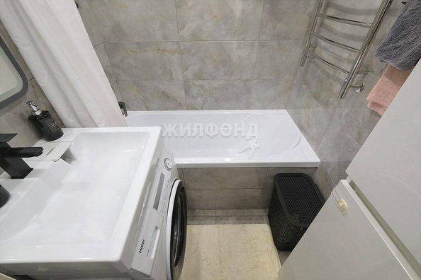 
   Продам 3-комнатную, 59.6 м², Петухова ул, 122/1

. Фото 20.