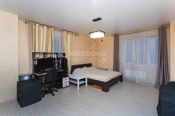 
   Продам 3-комнатную, 72.8 м², Овражная ул, 11

. Фото 14.