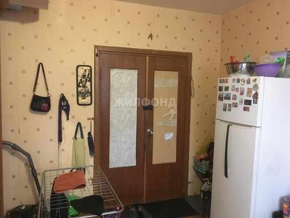 
   Продам комнату, 25.5 м², 2-й (4 мкр.) кв-л, 202

. Фото 1.