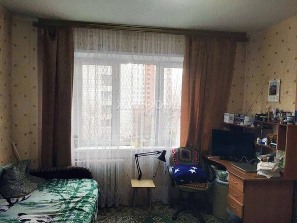 
   Продам комнату, 25.5 м², 2-й (4 мкр.) кв-л, 202

. Фото 2.