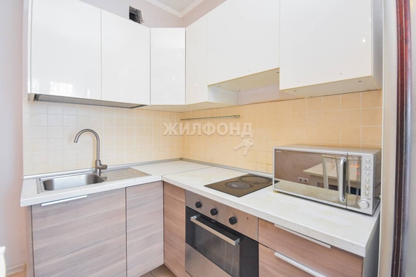 
   Продам 1-комнатную, 38 м², Державина ул, 92/1

. Фото 4.