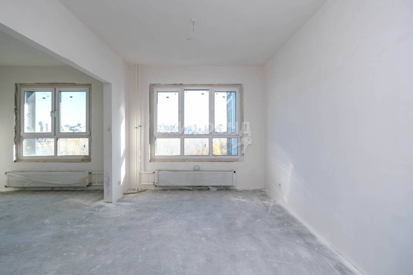 
   Продам 3-комнатную, 45.1 м², Ясный Берег ул, 33

. Фото 5.