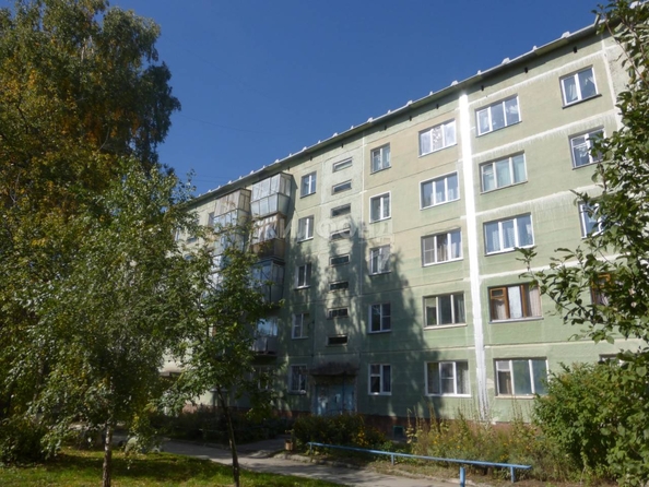 
   Продам 2-комнатную, 44 м², Микрорайон ул, 54

. Фото 3.