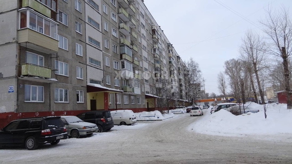 
   Продам 2-комнатную, 42.9 м², Зорге ул, 261

. Фото 10.