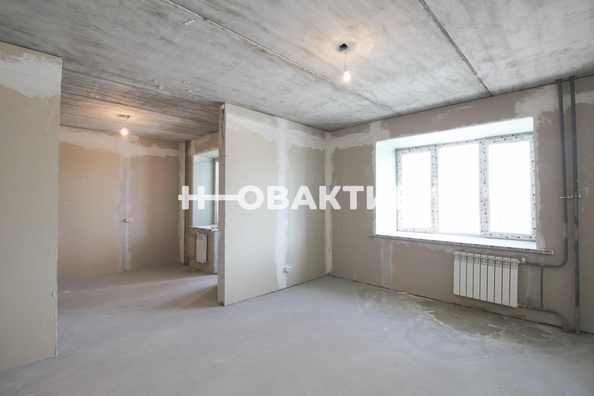 
   Продам 1-комнатную, 41.5 м², Молодежи б-р, 15

. Фото 2.