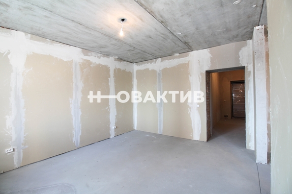 
   Продам 1-комнатную, 41.5 м², Молодежи б-р, 15

. Фото 7.