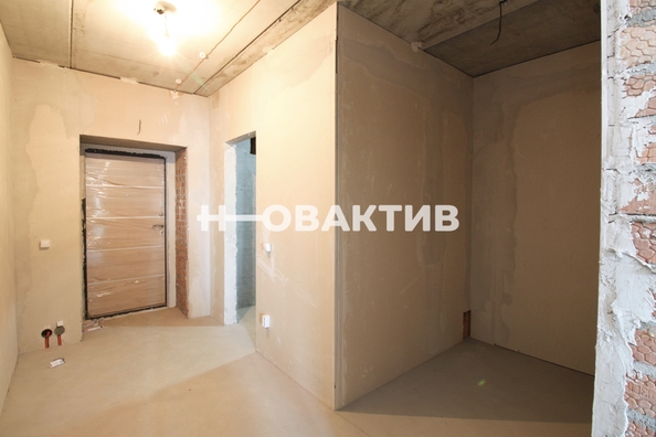 
   Продам 1-комнатную, 41.5 м², Молодежи б-р, 15

. Фото 22.