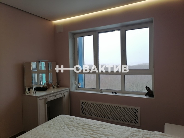 
   Продам 2-комнатную, 59.5 м², Александра Чистякова ул, 22/2

. Фото 32.