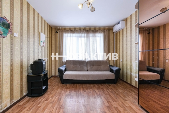 
   Продам 1-комнатную, 32.5 м², Титова ул, 234/1

. Фото 3.