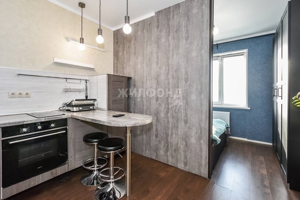 
   Продам 1-комнатную, 41.4 м², Сухарная ул, 96/2

. Фото 2.