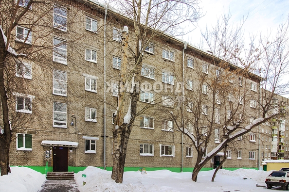 
   Продам 1-комнатную, 12.6 м², Объединения ул, 52

. Фото 6.