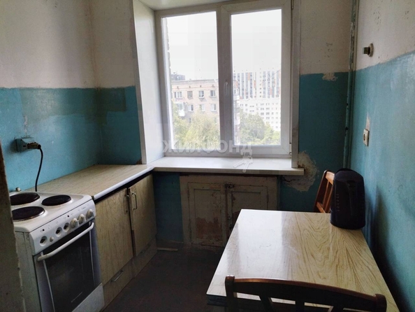 
   Продам 2-комнатную, 43.1 м², Есенина ул, 25

. Фото 2.