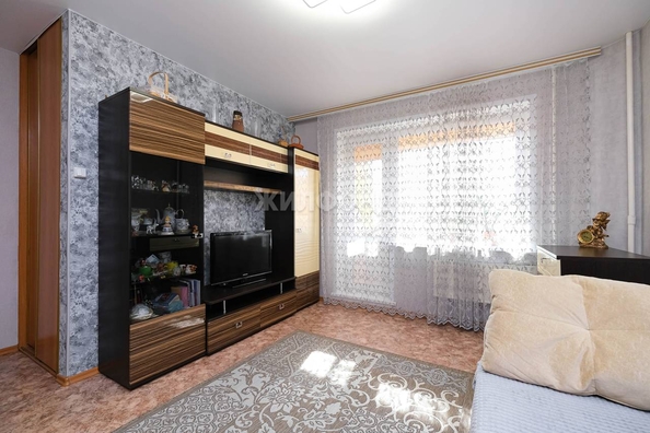 
   Продам 2-комнатную, 46.4 м², Кочубея ул, 3

. Фото 1.