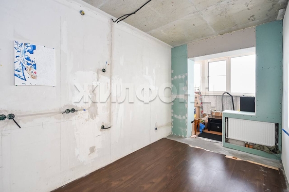 
   Продам 2-комнатную, 41.4 м², Сухарная ул, 96/2

. Фото 14.