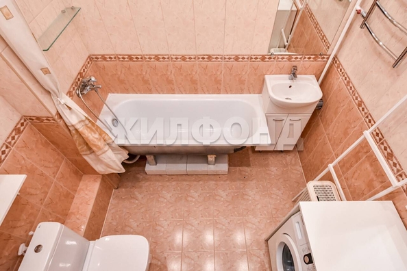 
   Продам 2-комнатную, 41.4 м², Сухарная ул, 96/2

. Фото 18.