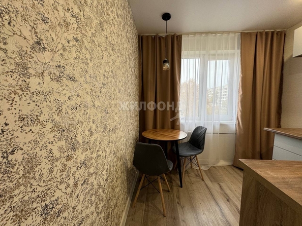 
   Продам 2-комнатную, 45 м², Сибиряков-Гвардейцев ул, 12

. Фото 7.