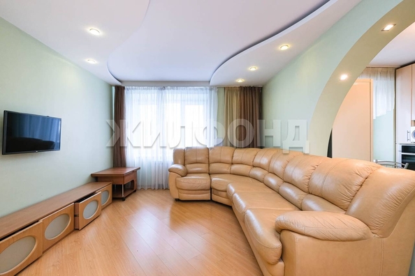 
   Продам 3-комнатную, 58.9 м², Забалуева ул, 60

. Фото 3.