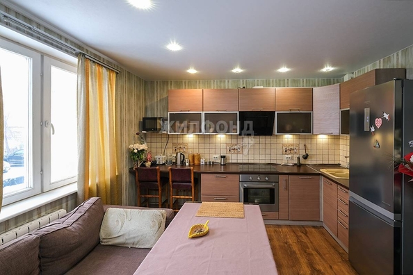 
   Продам 2-комнатную, 61.5 м², Горский мкр, 75

. Фото 2.