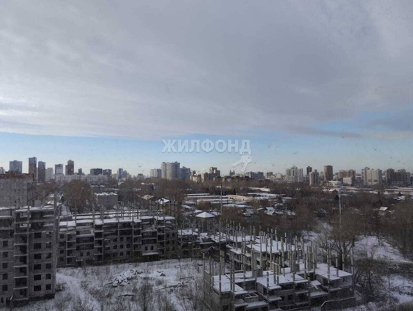 
   Продам 2-комнатную, 59.7 м², Закаменский мкр, 11

. Фото 11.