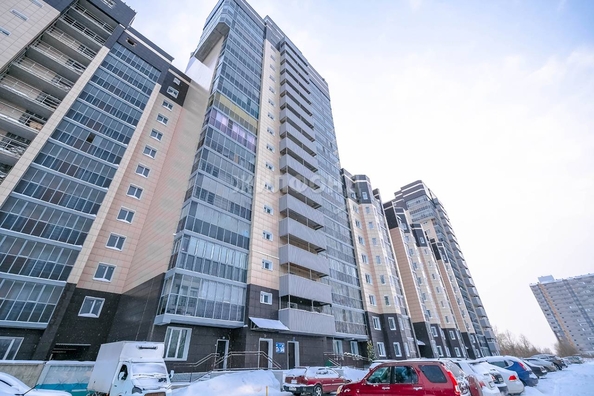 
   Продам 2-комнатную, 56.3 м², Сибиряков-Гвардейцев ул, 44/7

. Фото 33.