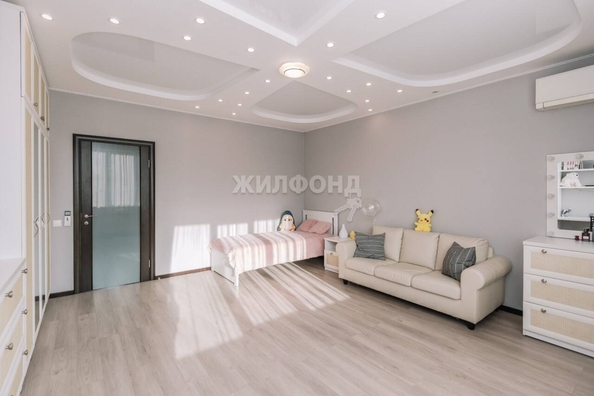 
   Продам 3-комнатную, 119 м², , 31

. Фото 7.