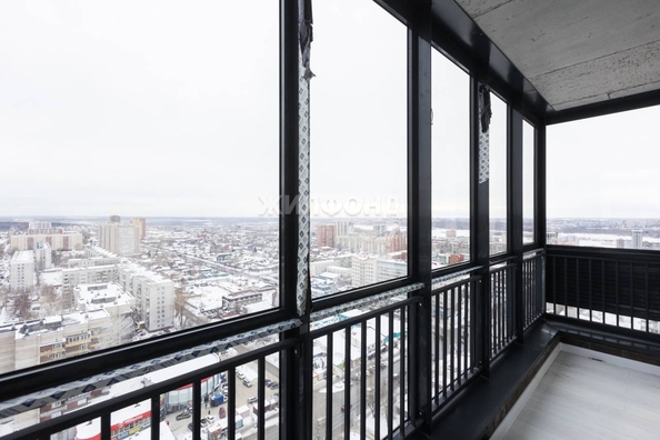 
   Продам 3-комнатную, 62.6 м², Ленинградская ул, 106

. Фото 36.