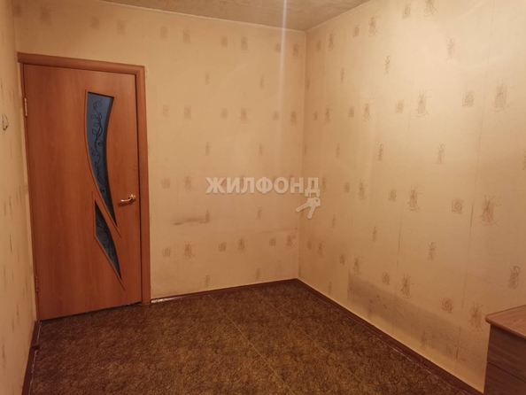 
   Продам 3-комнатную, 56.1 м², Есенина ул, 29

. Фото 8.