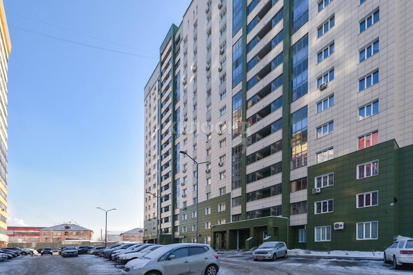 
   Продам 3-комнатную, 103.3 м², Сухарная ул, 96/2

. Фото 2.