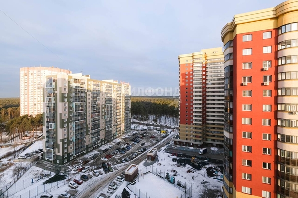 
   Продам 3-комнатную, 103.3 м², Сухарная ул, 96/2

. Фото 35.