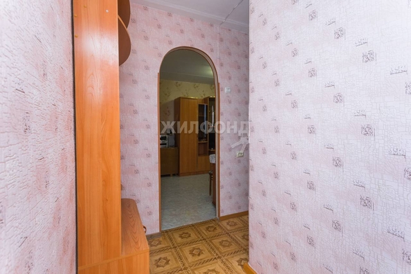 
   Продам 1-комнатную, 30.2 м², Ключ-Камышенское Плато ул, 6

. Фото 10.