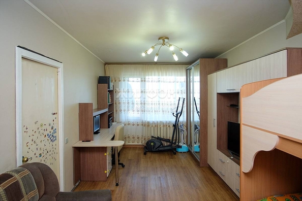 
   Продам 2-комнатную, 43.3 м², Вертковская ул, 19

. Фото 4.