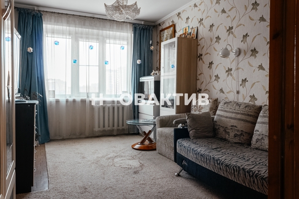 
   Продам 4-комнатную, 68.3 м², Героев Революции ул, 30/1

. Фото 9.