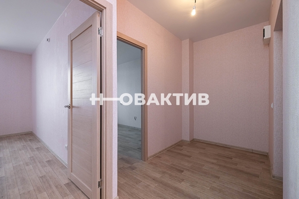 
   Продам 2-комнатную, 53.2 м², Петухова ул, 162

. Фото 5.