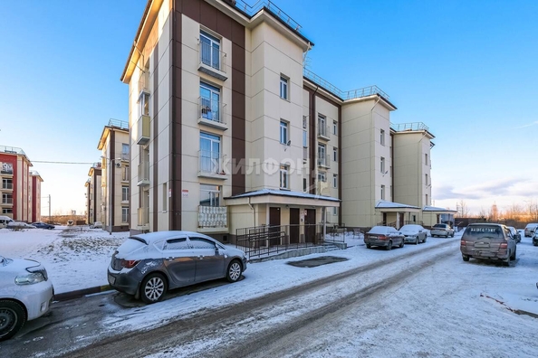 
   Продам 2-комнатную, 42.6 м², Большая ул, 668

. Фото 2.