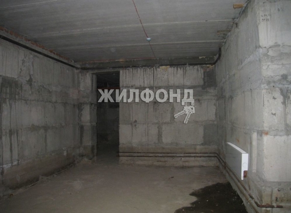 
   Продам 3-комнатную, 101.3 м², Герцена ул, 1/1

. Фото 4.