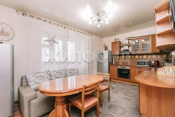 
   Продам 3-комнатную, 137.8 м², Карла Маркса пр-кт, 47/1

. Фото 3.