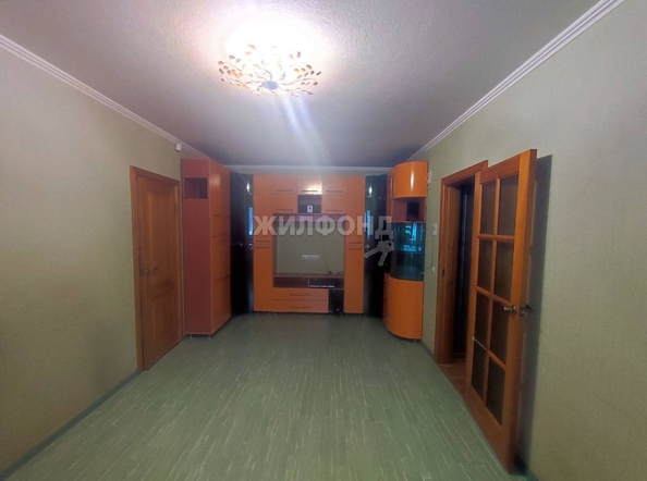 
   Продам 4-комнатную, 70 м², Новосибирская ул, 22

. Фото 2.