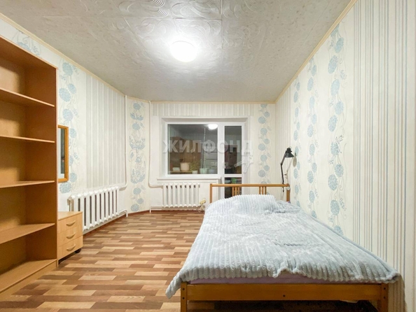 
   Продам 3-комнатную, 64.6 м², Красных Зорь ул, 3

. Фото 5.