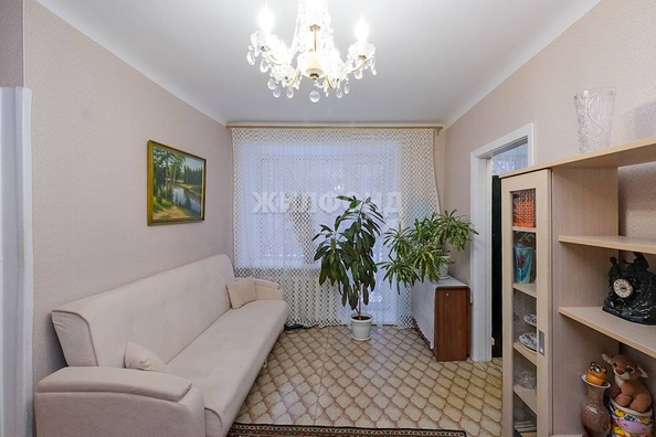 
   Продам 3-комнатную, 39.8 м², Блюхера ул, 14

. Фото 2.