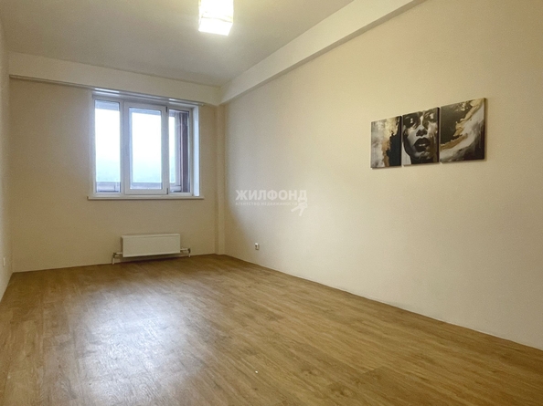 
  Сдам в аренду 2-комнатную квартиру, 65 м², Новосибирск

. Фото 9.