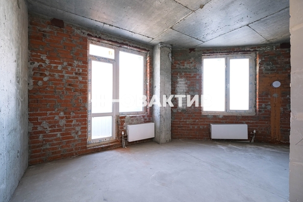 
   Продам 4-комнатную, 113.5 м², Галущака ул, 15

. Фото 5.