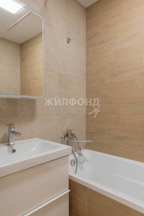 
   Продам 2-комнатную, 55.6 м², Сухарная ул, 96/3

. Фото 31.