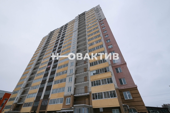 
   Продам 2-комнатную, 46 м², Николая Островского ул, 120

. Фото 27.