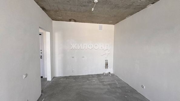 
   Продам 2-комнатную, 38.2 м², Сибиряков-Гвардейцев ул, 53/10

. Фото 3.