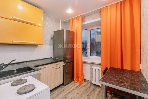 
   Продам 1-комнатную, 31.8 м², Ватутина ул, 18а

. Фото 6.