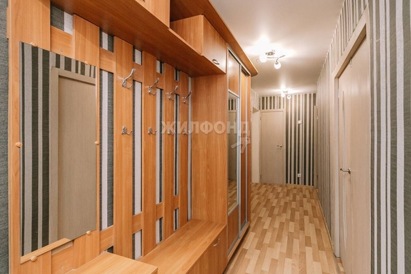 
   Продам 3-комнатную, 60.9 м², Титова ул, 198

. Фото 3.