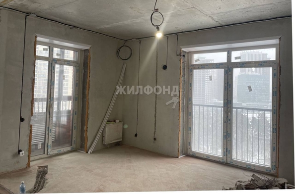 
   Продам 3-комнатную, 77.7 м², Шевченко ул, 19/1

. Фото 2.