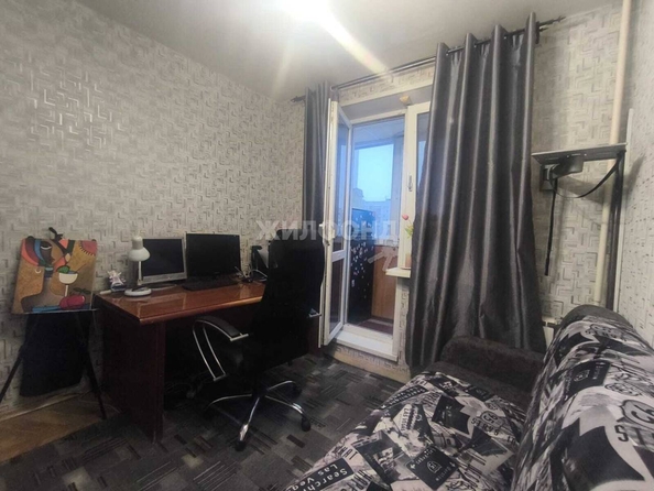 
   Продам 4-комнатную, 77.4 м², Кропоткина ул, 261

. Фото 5.